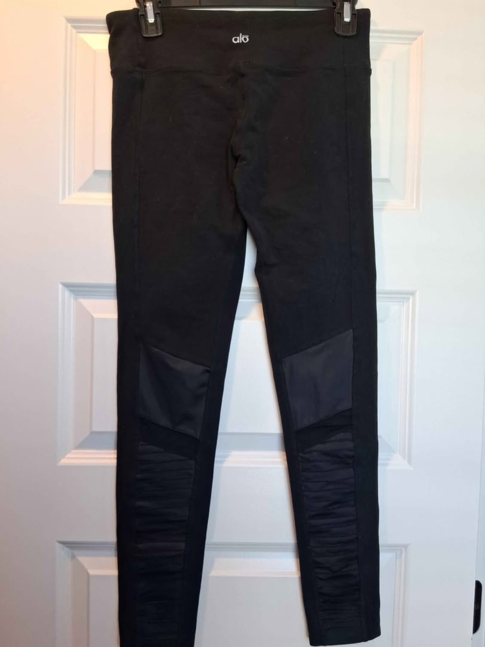 ALO Yoga Black Moto-Style High-Rise Jeggings